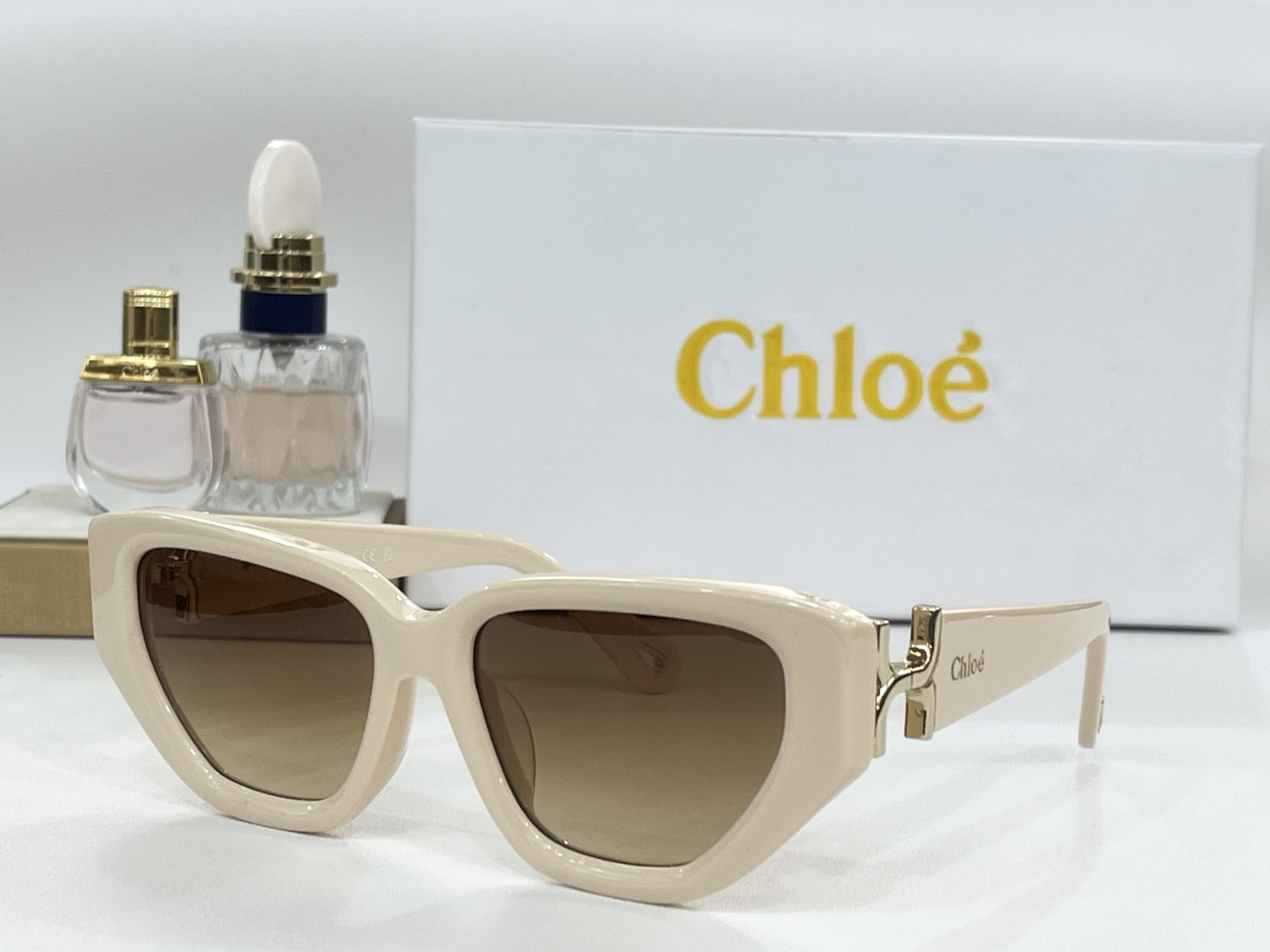 Chloe