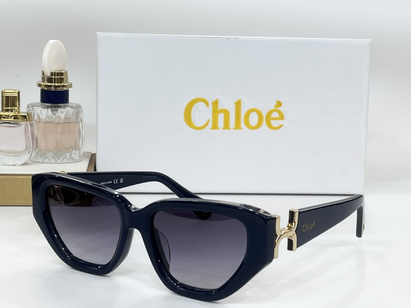 Chloe