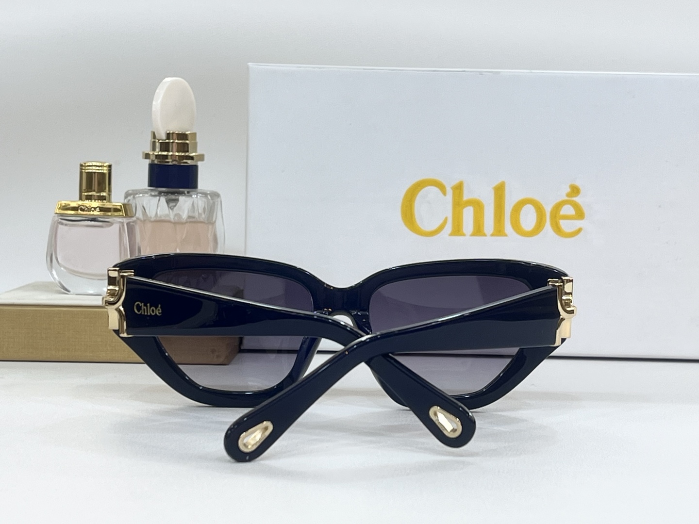 Chloe