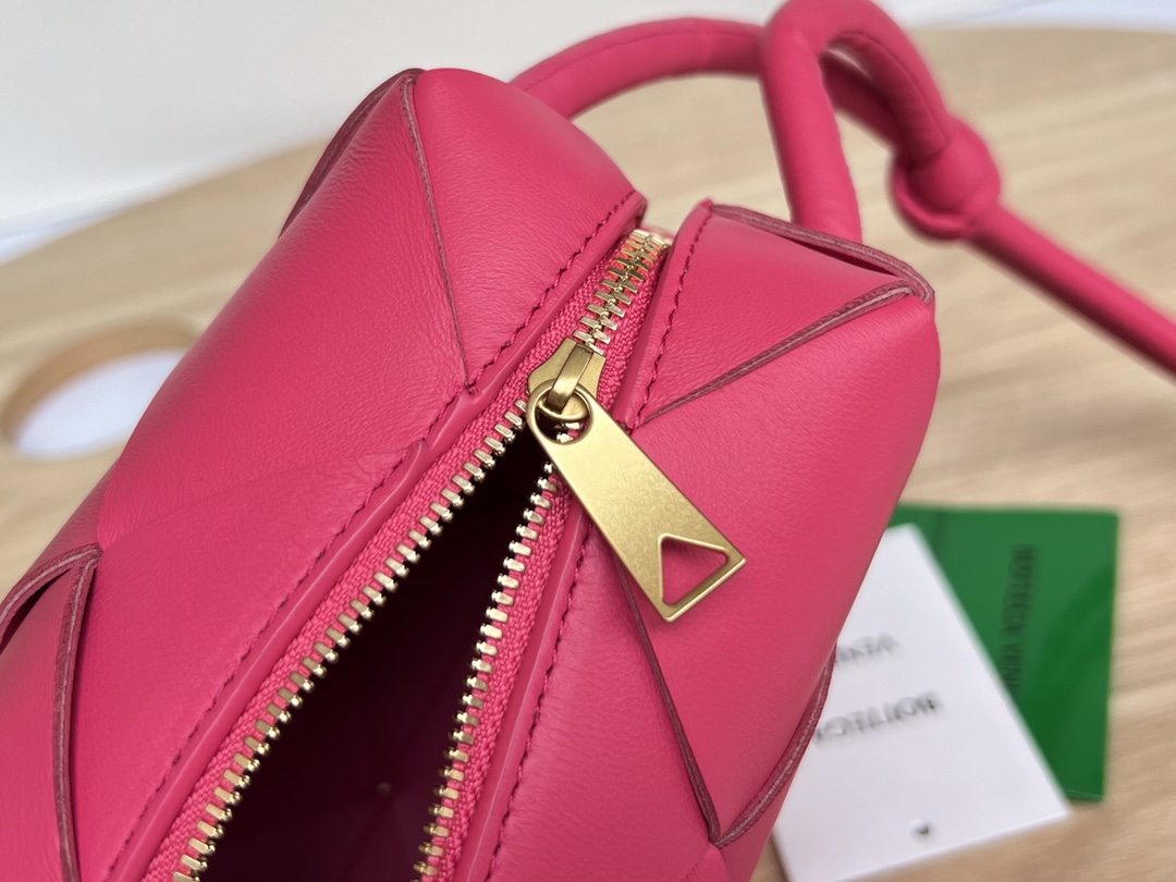 Bottega Veneta