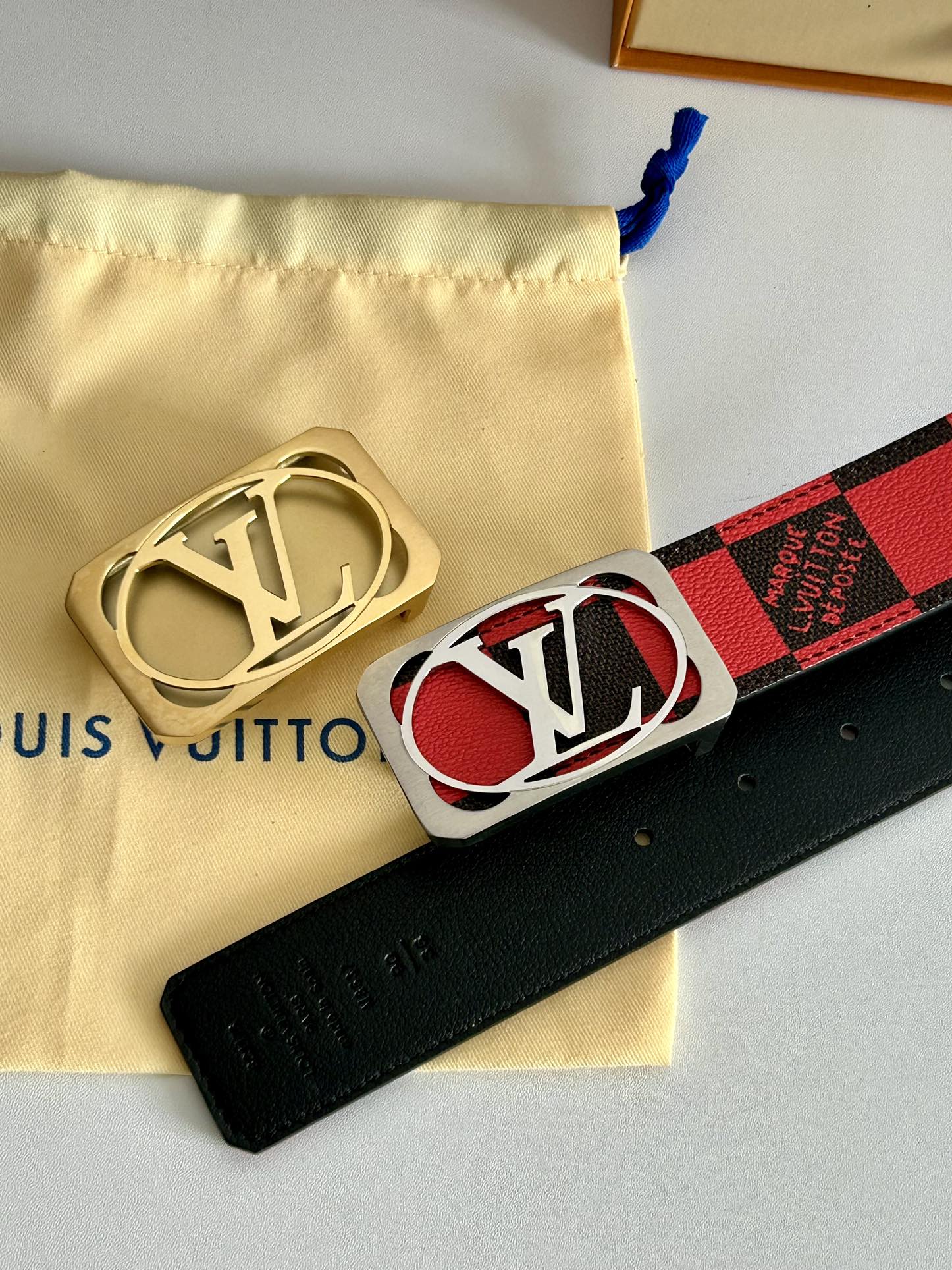 Lv