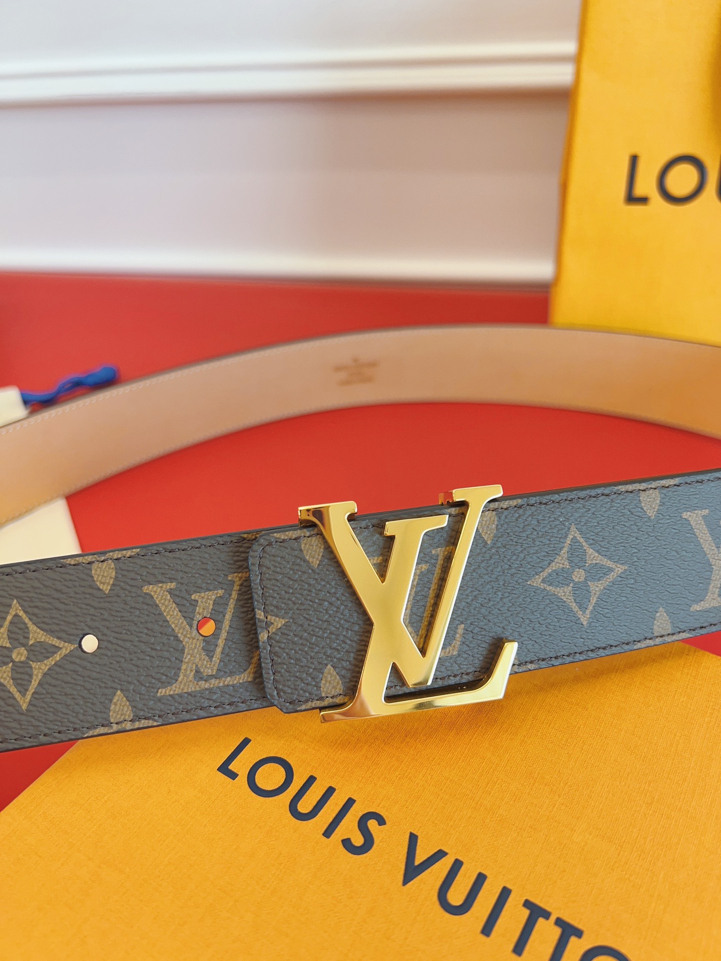 Lv