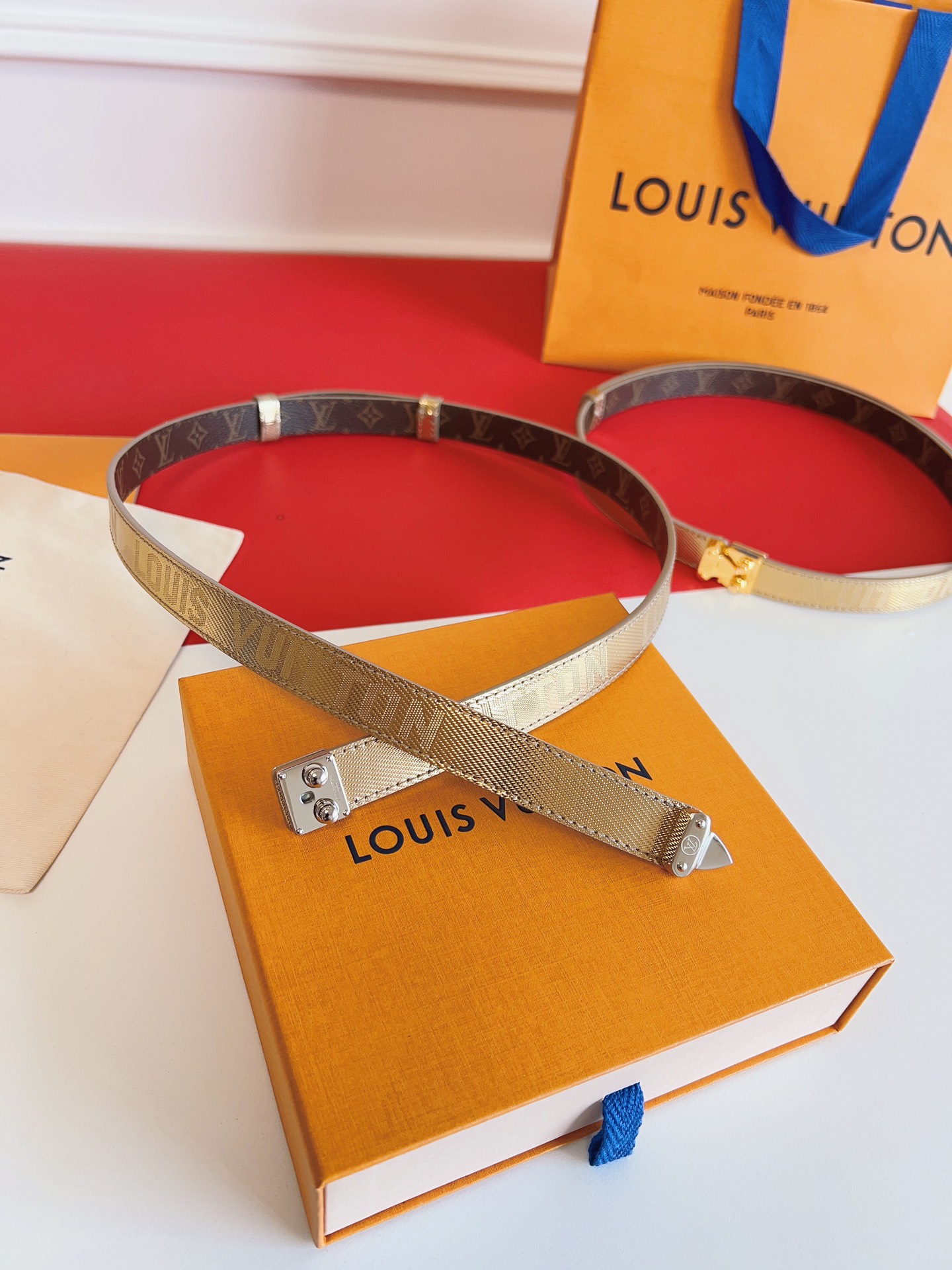 Lv