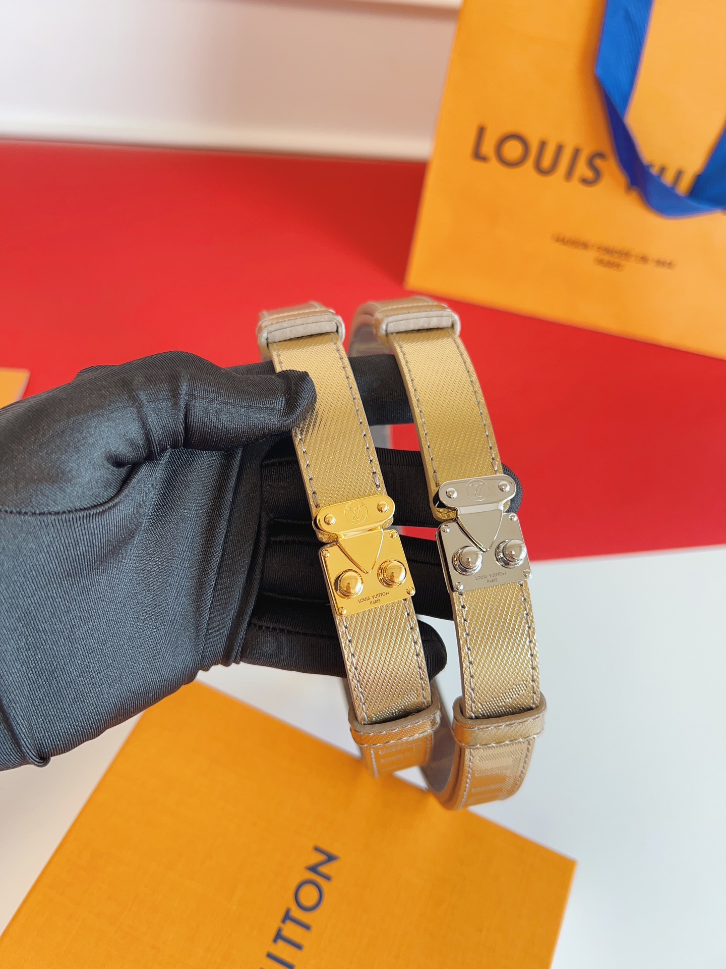 Lv