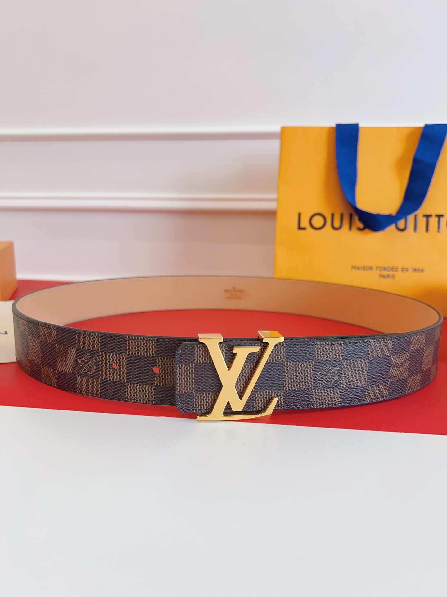 Lv